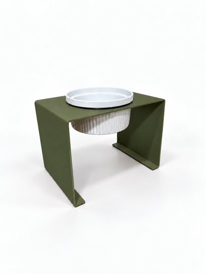 Drama Feeder Medium Tall Single