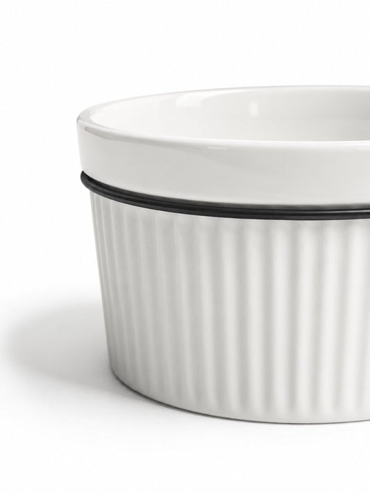 Spare porcelain bowl detail
